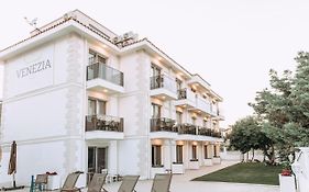 Venezia Alaçatı by Nobela